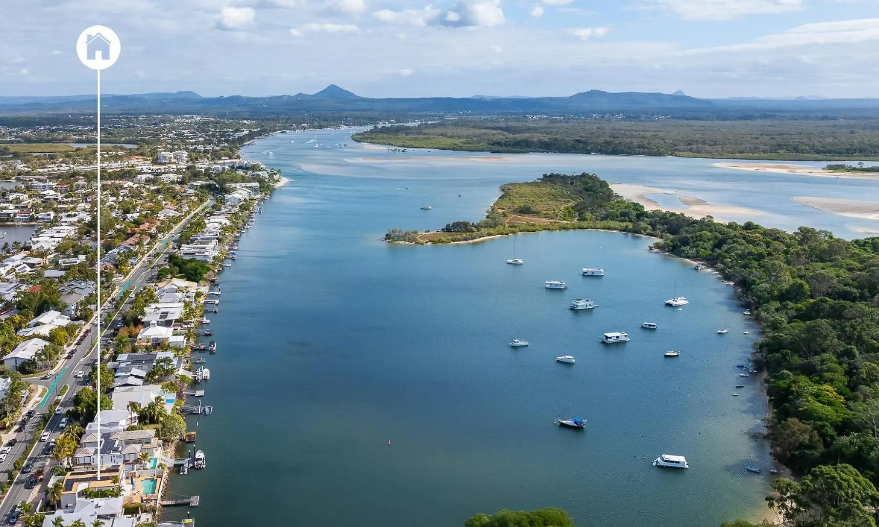 Breathtaking River Views On Noosa Parade